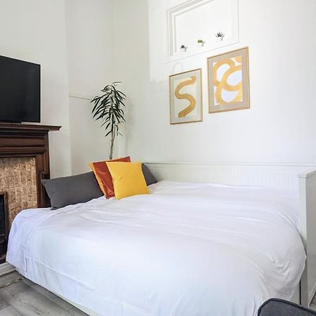 Friends Room เอดินบะระ ภายนอก รูปภาพ